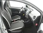 Toyota Aygo 1.0 VVT-i x-joy cabrio | Apple CarPlay / Android Auto (Navigatie | Open dak | Licht metalen velgen |