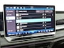 Volkswagen Tayron 1.5 eHybrid R-Line Edition | Navigatie | Apple carplay | Adaptieve cruise control | Travel Assist | Stoel en Stuurverwarming | 360' camera | Trekhaak | Panoramaschuif-kantel dak | 20" inch Velgen | Dodehoek sensoren | Parkeersensoren | Elektrische achterklep | Elektrisch verstelbare stoelen | Ledere bekleding |