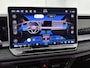 Volkswagen Tayron 1.5 eHybrid R-Line Edition | Navigatie | Apple carplay | Adaptieve cruise control | Travel Assist | Stoel en Stuurverwarming | 360' camera | Trekhaak | Panoramaschuif-kantel dak | 20" inch Velgen | Dodehoek sensoren | Parkeersensoren | Elektrische achterklep | Elektrisch verstelbare stoelen | Ledere bekleding |
