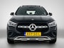 Mercedes-Benz GLA 250 e Plug-In Hybride Panorama Schuif-Kanteldak | Parkeerpakket met achteruitrijcamera | Stoelverwarming. Inclusief 24 maanden MB Certified garantie voor Europa.