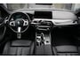 BMW 5-Serie Touring 530e M-Sport - 292 PK - BERNINAGRAU - TREKHAAK - APPLECARPLAY - 20 INCH -DEALER ONDERHOUDEN