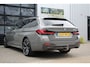 BMW 5-Serie Touring 530e M-Sport - 292 PK - BERNINAGRAU - TREKHAAK - APPLECARPLAY - 20 INCH -DEALER ONDERHOUDEN
