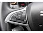 Dacia Duster 1.3 TCe 150 EDC Extreme | Trekhaak | 360 Graden Camera | Stoelverwarming | Climate Control | Keyless Entry | LED Koplampen | Lichtmetalen Velgen 17 inch | Navigatie | Apple Carplay | Android Auto