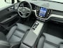 Volvo XC60 T8 455pk AWD Ultra Dark / Luchtvering / Bowers&Wilkins Audio / Massage / Ventilatie / 21'' / Gelamineerd Glas / Head-Up / 360 camera /