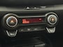 Kia Stonic 1.0 T-GDi MHEV DynamicLine | Trekhaak | Navigatie | Cruise | Two-Tone kleurstelling