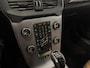 Volvo V40 2.0 T2 Summum Panoramadak Lerenbekleding Xenon Luxury-Line 100% onderhouden