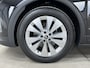 Skoda Elroq 60 Business Edition Tour 204 pk | ACC | Stoel- & Stuurverwarming | Camera | Navi | Draadloze lader