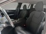 Volvo V60 2.0 B3 Sport 163Pk Automaat (APPLE CARPLAY, GROOT NAVI, CAMERA, GETINT GLAS, KEYLESS, SPORTSTOELEN, ELEK ACHTERKLEP, NIEUWE APK, NIEUWSTAAT)