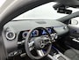 Mercedes-Benz GLA 250 e AMG Plug-In Hybride AMG Line | Night Pakket | Trekhaak | Panorama Schuif Kanteldak | 20 Inch AMG Velgen | Dodehoek Assist | Stuur en Stoelverwarming. Inclusief 24 maanden Mercedes-Benz Certified garantie voor Europa.