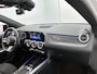 Mercedes-Benz GLA 250 e AMG Plug-In Hybride AMG Line | Night Pakket | Trekhaak | Panorama Schuif Kanteldak | 20 Inch AMG Velgen | Dodehoek Assist | Stuur en Stoelverwarming. Inclusief 24 maanden Mercedes-Benz Certified garantie voor Europa.