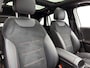 Mercedes-Benz GLA 250 e AMG Plug-In Hybride AMG Line | Night Pakket | Trekhaak | Panorama Schuif Kanteldak | 20 Inch AMG Velgen | Dodehoek Assist | Stuur en Stoelverwarming. Inclusief 24 maanden Mercedes-Benz Certified garantie voor Europa.