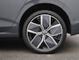 Volkswagen Golf 1.5 eHybrid Style Edition 204 PK| Origineel Nederlands | 1e Eigenaar | Navigatie | Stoelverwarming | Stuurwielverwarming | LED Matrix | Achteruitrijcamera | Parkeersensoren