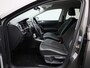 Volkswagen Polo 1.0 TSI Highline 95 PK| Dealeronderhouden | Navigatie | Climatronic | stoelverwarming | Parkeersensoren | 15 Inch Velgen | Privacy Glas | Adaptive Cruise Control