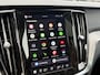 Volvo V60 2.0 T6 Plug-in hybrid AWD Ultra Dark | Google | Long Range | Schuif-/Kanteldak | Adaptieve Cruise Control | DAB | Head-Up Display | Camera | Stoelverwarming Voor + Achter | Harman Kardon Audio | Getint Glas | Zitverlenging | Elek. Stoelen | Memory | 19" LM