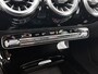 Mercedes-Benz A-klasse 180 AMG Nightpakket | Panoramadak | Sfeerverlichting | CarPlay | Augmented Reality | Parkeerpakket met Camera |. Inclusief 24 maanden Mercedes-Benz Certified garantie voor Europa.