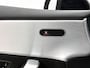 Mercedes-Benz A-klasse 180 AMG Nightpakket | Panoramadak | Sfeerverlichting | CarPlay | Augmented Reality | Parkeerpakket met Camera |. Inclusief 24 maanden Mercedes-Benz Certified garantie voor Europa.