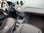 SEAT Ibiza SC 1.0 EcoTSI FR met deukje in de motorkap en parkeersensoren en navigatie en bluetooth telefoon