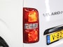 Opel Vivaro-e Electric L2 75 kWh 136PK | 1ste eigenaar | AppleCarPlay/AndroidAuto | Armsteun | Camera | DAB Radio | 3 Zits | Navigatie | Airco | Cruise Control | Parkeersensoren |