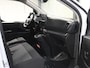 Opel Vivaro-e Electric L2 75 kWh 136PK | 1ste eigenaar | AppleCarPlay/AndroidAuto | Armsteun | Camera | DAB Radio | 3 Zits | Navigatie | Airco | Cruise Control | Parkeersensoren |
