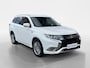 Mitsubishi Outlander 2.4 PHEV Intense 240PK AUTOMAAT | Trekhaak | Apple Carplay & Android Auto | Cruise Control | Climate Control | Stoelverwarming | Dode hoek detectie | Achteruitrijcamera | Parkeersensoren voor & achter |