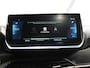 Peugeot e-2008 EV GT Pack 50 kWh 136PK | 1ste eigenaar | 3 FASE | AppleCarplay/AndroidAuto | Schuifkanteldak | Alcantara/LEER | 18"LMV | Camera | AUTOMAAT | Keyless | Adaptive Cruise Control | Climate Control | Camera | FULL LED | Two-Tone | Sfeerverlichting | Isofix | Privacy Glass |