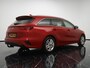 Kia Ceed Sportswagon 1.0 T-GDi 120PK DynamicLine - Navigatie - Camera - Climate control - Cruise control - Afneembare trekhaak - Fabrieksgarantie tot 05-2027