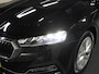 Skoda Octavia Combi 110PK Edition Plus | 1ste eigenaar | AppleCarplay/AndroidAuto | Camera | Dodehoekdetectie | Stoelverwarming | Navigatie | 17"LMV | Climate Control | Cruise Control | Sfeerverlichting | Keyless | Isofix | Privacy Glass | Parkeersensoren | Electrische achterklep |
