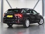 Skoda Octavia Combi 110PK Edition Plus | 1ste eigenaar | AppleCarplay/AndroidAuto | Camera | Dodehoekdetectie | Stoelverwarming | Navigatie | 17"LMV | Climate Control | Cruise Control | Sfeerverlichting | Keyless | Isofix | Privacy Glass | Parkeersensoren | Electrische achterklep |