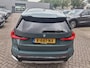 BMW X1 xDrive30e X-Line | PANO-SCHUIFDAK | LEER | HARMAN KARDON | HEAD-UP | CAMERA | STOELEN VOOR ELEKTRISCH VERSTELBAAR