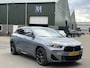 BMW X2 xDrive25e Business Edition Plus BOMVOL| M-SPORT| PHEV| PANO| NAP| STOEL + STUURVERWARMING| COMFORT ACCESS| ELEK. ACHTERKLEP| AFNEEMBARE TREKHAAK| HUD| ACHTERUITRIJCAMERA| APPLE CARPLAY