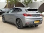 BMW X2 xDrive25e Business Edition Plus BOMVOL| M-SPORT| PHEV| PANO| NAP| STOEL + STUURVERWARMING| COMFORT ACCESS| ELEK. ACHTERKLEP| AFNEEMBARE TREKHAAK| HUD| ACHTERUITRIJCAMERA| APPLE CARPLAY