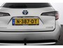 Toyota Corolla Touring Sports 1.8 Hybrid Dynamic | two-tone | Navigatie | Trekhaak | Apple Carplay/Android Auto |