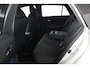Toyota Corolla Touring Sports 1.8 Hybrid Dynamic | two-tone | Navigatie | Trekhaak | Apple Carplay/Android Auto |