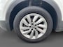 Volkswagen T-Cross 1.0 TSI Life | Adaptieve cruise control| Climate control| Parkeersensoren v+a | Android auto/ Carplay| Automatische verlichting |