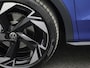 Volkswagen T-Roc 1.5eTsi/150PK R Line First Edition Black Style DSG · Navigatie · 360°Camera + Parkeersensoren · Stoel- & stuurverwarming · Garantie t/m 28-11-2025