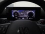 Volkswagen T-Roc 1.5eTsi/150PK R Line First Edition Black Style DSG · Navigatie · 360°Camera + Parkeersensoren · Stoel- & stuurverwarming · Garantie t/m 28-11-2025 · EXTRA INRUILKORTING