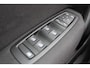 Renault Megane Hatchback TCe Aut. 1.2 *Limited* | Door Ons Onderhouden !! | Carplay | Navigatie | Keyless entry | Cruise & Climate control | PDC | Bluetooth | Privacy |