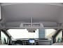 LMC Camper C590 'Innovan' Buscamper. Geweldig mooie LMC buscamper ! V.v. de krachtige 170pk Ford dieselmotor. Airco, voorraamverw., Xenon verlichting, trekhaak, luifel, metallic lak, LM wielen, garage, camera, adapt. cruise cntrl, lane assist, koel-, vriesvak, toilet, kookgelegenheid etc.