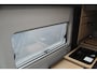 LMC Camper C590 'Innovan' Buscamper. Geweldig mooie LMC buscamper ! V.v. de krachtige 170pk Ford dieselmotor. Airco, voorraamverw., Xenon verlichting, trekhaak, luifel, metallic lak, LM wielen, garage, camera, adapt. cruise cntrl, lane assist, koel-, vriesvak, toilet, kookgelegenheid etc.