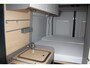 LMC Camper C590 'Innovan' Buscamper. Geweldig mooie LMC buscamper ! V.v. de krachtige 170pk Ford dieselmotor. Airco, voorraamverw., Xenon verlichting, trekhaak, luifel, metallic lak, LM wielen, garage, camera, adapt. cruise cntrl, lane assist, koel-, vriesvak, toilet, kookgelegenheid etc.
