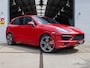 Porsche Cayenne 4.8 GTS *NAP | Pano | Burmester | Sportuitl. | ACC | Leder/Alcantara | Memory | Keyless | Blindspot | Luchtvering | Camera*