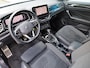 Volkswagen T-Roc R-Line 2.0 TSI 4Motion Panodak | Standkachel | Virtual | IQ Light Matrix LED | Achteruitrijcamera | Massage | Stoel&Stuurverwarming |