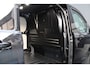 Ford E-Transit Custom 340 L2H1 Limited 65 kWh 218pk - LED - 360 Camera - B&O - ACC - Navi - Stoel/Stuurverwarming - Trekhaak - Rijklaar