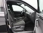 Volkswagen Tiguan 1.5 TSi 150 Pk Automaat R-Line | Stoelverwarming | Panorama dak | Camera | Carplay | Adaptive Cruise | 19 Inch | 90.811 Km !!