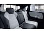 Mercedes-Benz B-klasse 180 Launch Edition | AMG | Trekhaak | Duo-tone bekleding | Achteruitrijcamera |