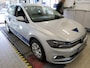 Volkswagen Polo 1.0 Comfortline Dodehoek | Stoelverwarming | Climate Control | Parkeersensoren |
