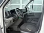 Volkswagen Crafter 2.0 TDI 3000KG AHW 177PK L3H2 Camera / Cruise / Trekhaak / PDC / Carplay / Airco / Bluetooth