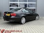 BMW 3-Serie 318i Executive | Panorama | Climate | Cruise | Lichtmetaal