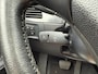 BMW 3-Serie 318i Executive | Panorama | Climate | Cruise | Lichtmetaal