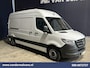 Mercedes-Benz Sprinter 314 CDI 143pk L3H2 Euro6 Airco | Camera | Apple Carplay | Android Auto Parkeersensoren, Bijrijdersbank
